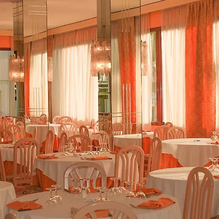 Hotel Corona
